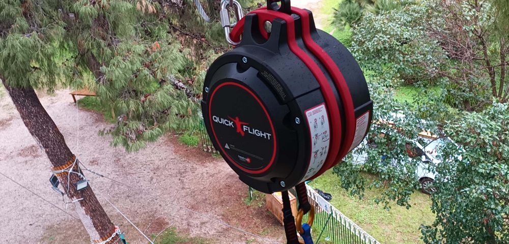 Installazione montaggio Headrush quickflight parco avventura