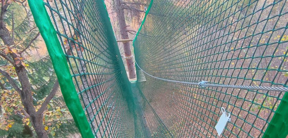 Costruzione percorso ponte sacco rete parco avventura campodolcino