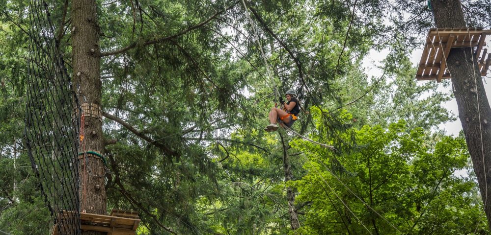 Costruzione percorso salto tarzan parco avventura jungle raider park albavilla