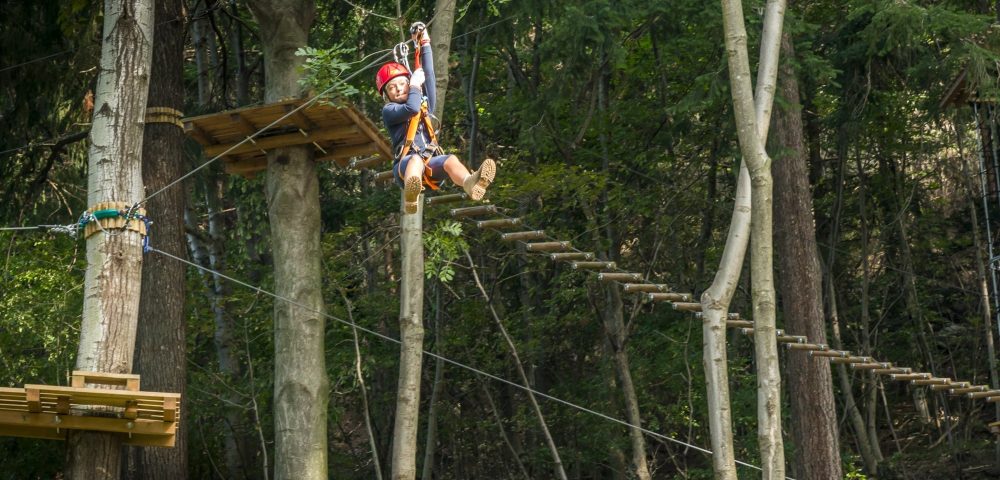 Costruzione zipline parco avventura jungle raider park albavilla