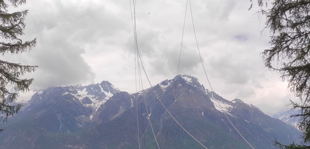 Salto con altalena caspoggio